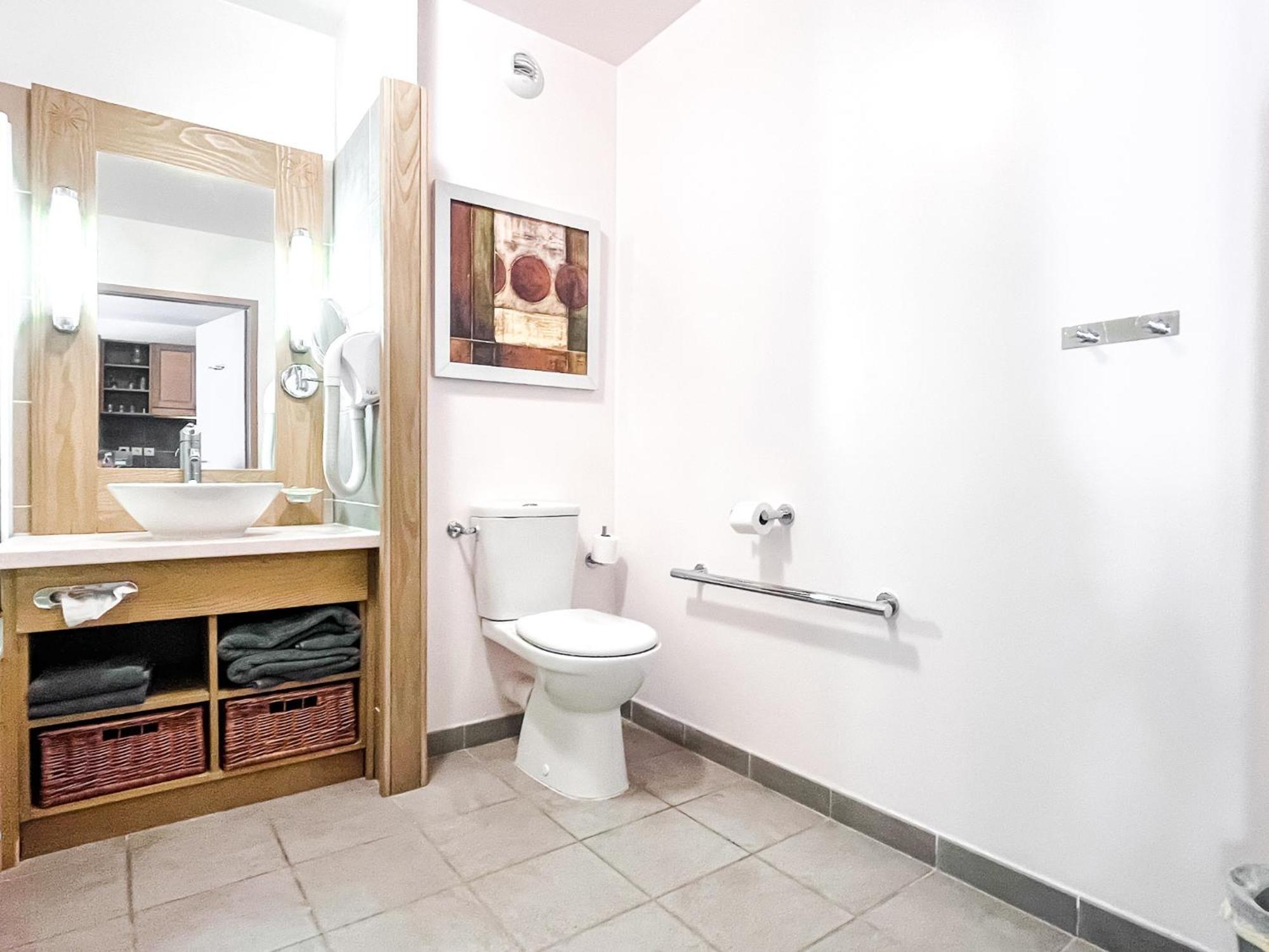 Large One-Bedroom Apartment, Wheelchair Adapted, Les Terrasses D'Eos Flaine Esterno foto